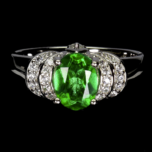 Oval Green Topaz 8x6mm 925 Sterling Silver Ring