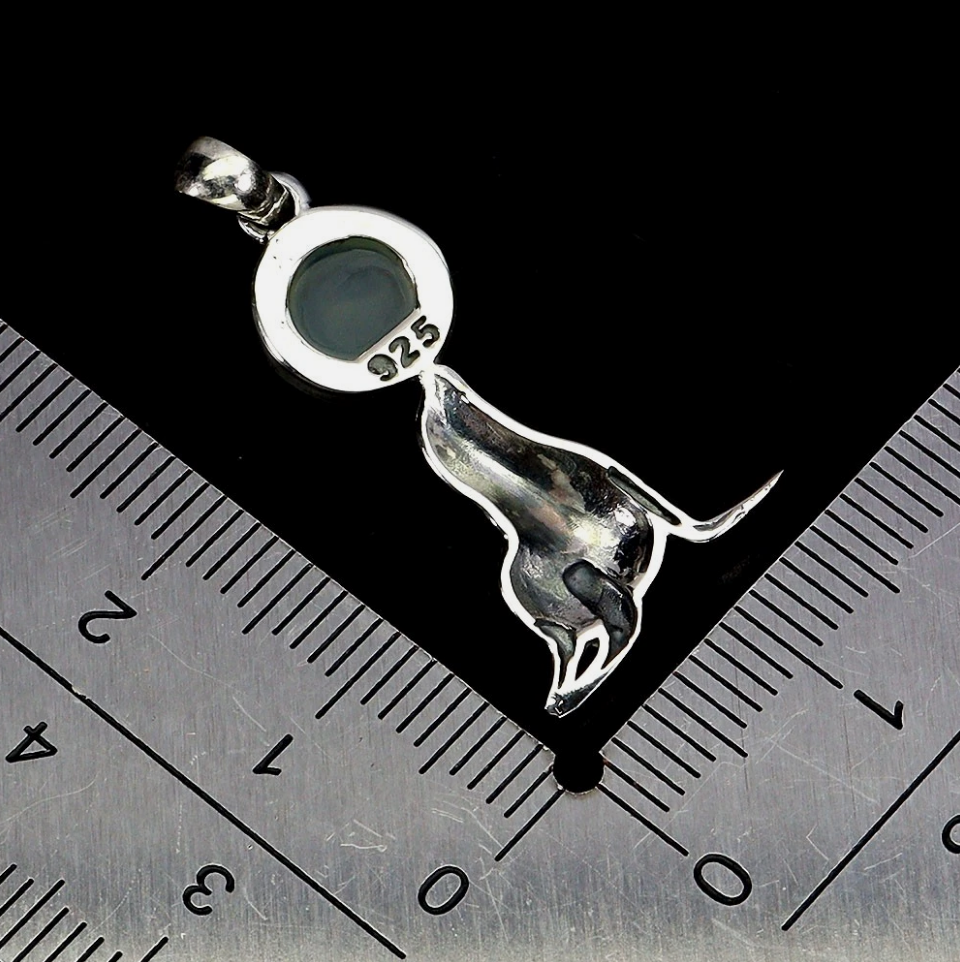 925 Sterling Silver Chalcedony 7mm Circus Seal Pendant