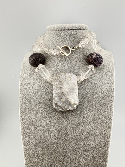 Agate Druzy Necklace with Toggle Clasp