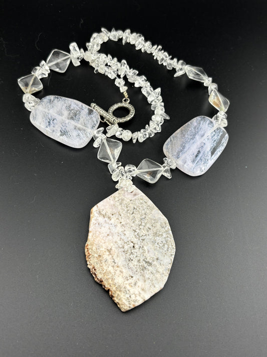 Natural Agate Slice Necklace with Toggle Clasp