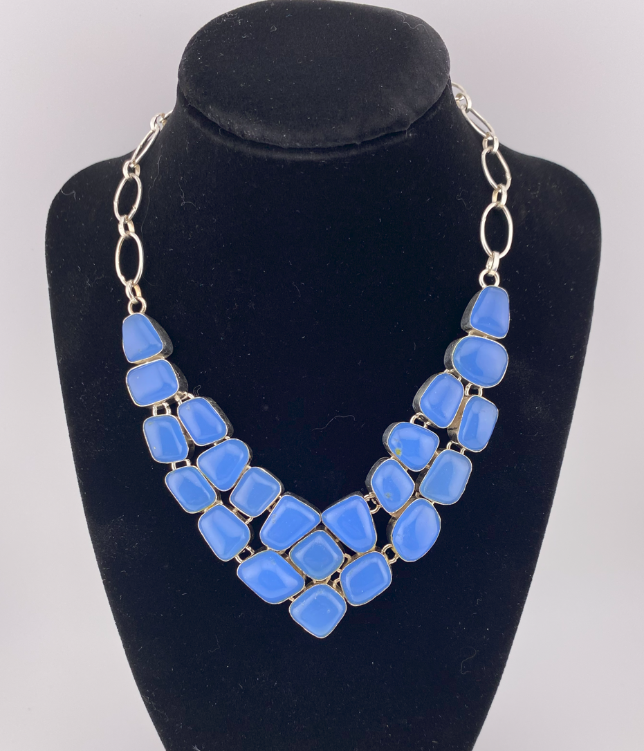 N0005 - BLUE AGATE NECKLACE 17 3/4"