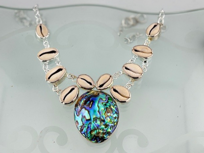 Natural Abalone Shell Necklace 46 cm