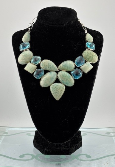 Beautiful Amazonite and Bleu Topaz Necklace