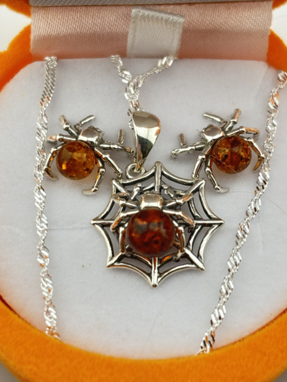 Baltic Amber Pendant & Earrings Set in a Gift Box - Spider on Web